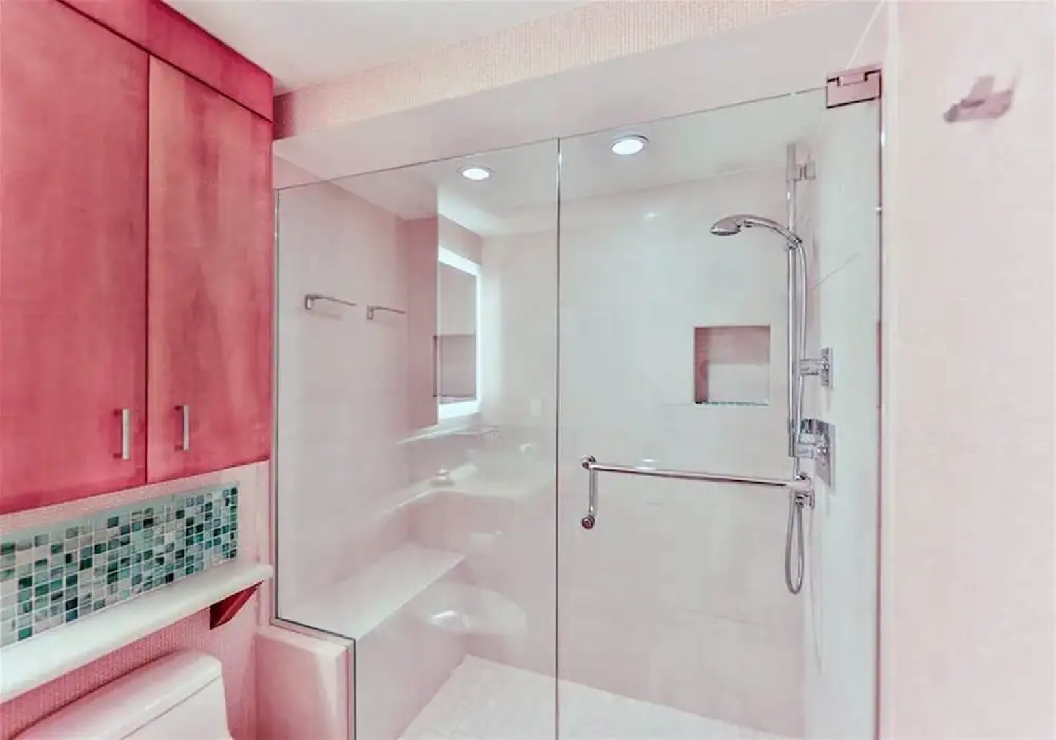 South Seas Lands End 1637