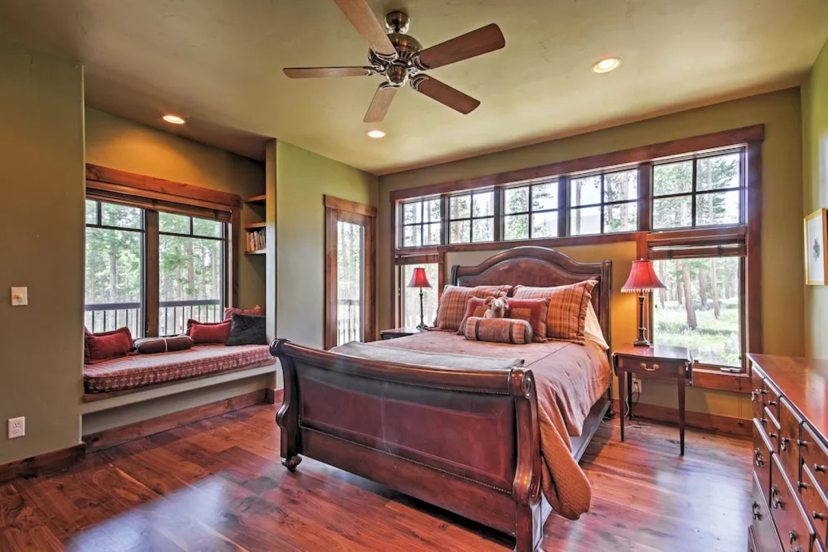 Tabernash Retreat w/ Hot Tub & Stunning Mtn Views!