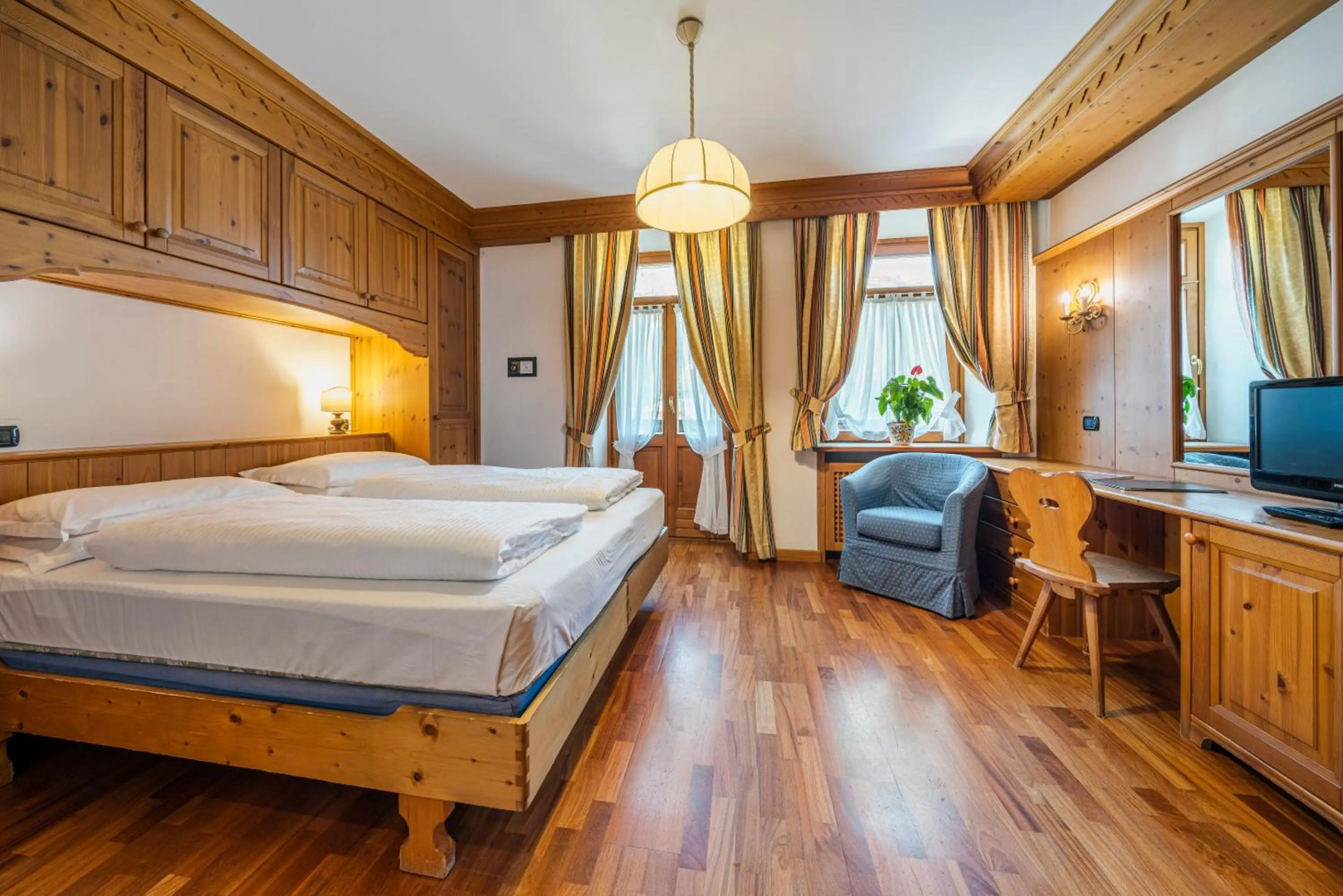 Franceschi Park Hotel