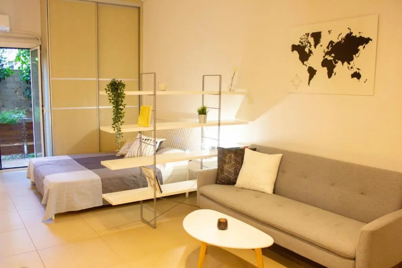 Cozy Studio in Central Glyfada - Sleeps 3