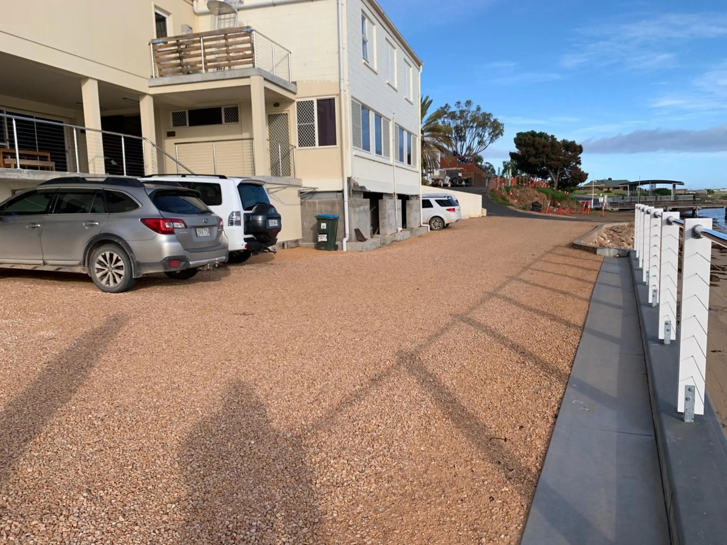 Beachside & Jetty View Apartment 1 - Admirals Apartment