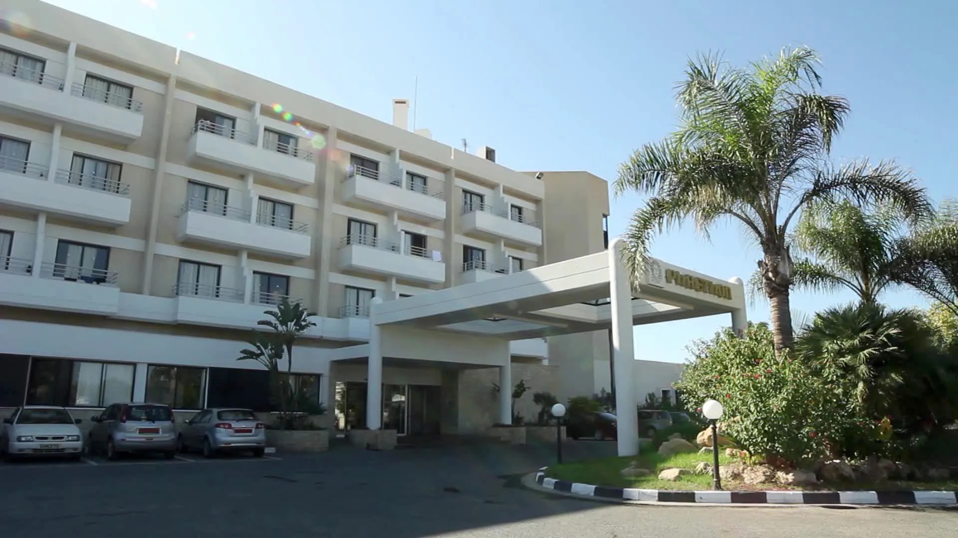 Louis Phaethon Beach