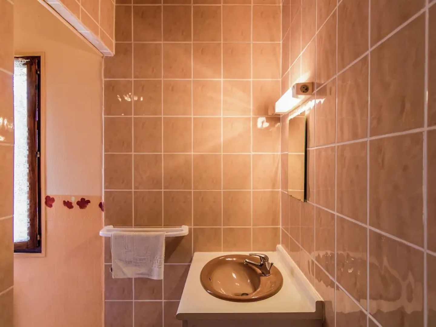 Modern Holiday Home in Salignac-Eyvigues with Swimming Pool