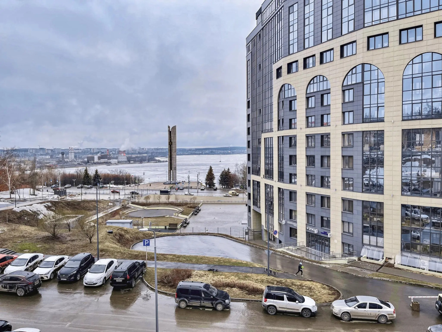 Апартаменты в ЖК Республика на улице Карла Маркса 259