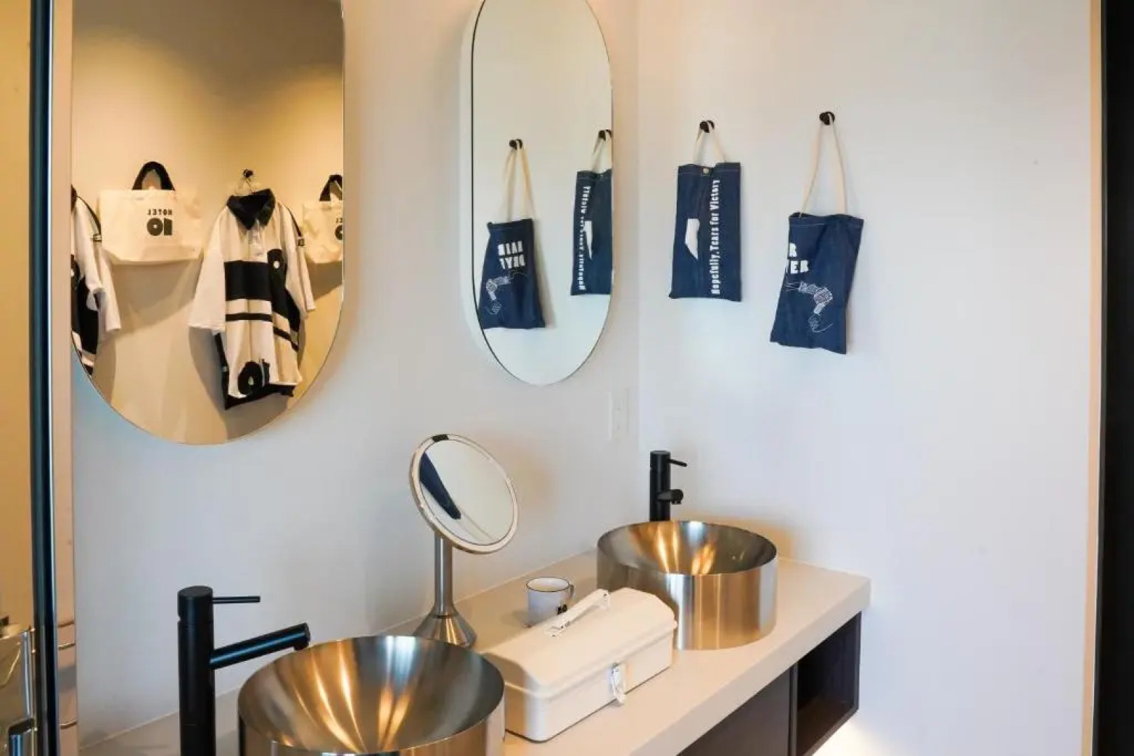 Setouchi KEIRIN HOTEL 10 by Onko Chishin