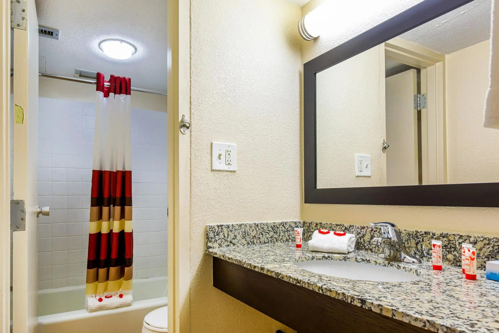 Americas Best Value Inn Moline