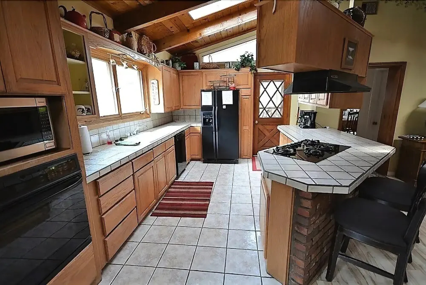 Lady Marmalade's River Cottage - Five Bedroom Cabin