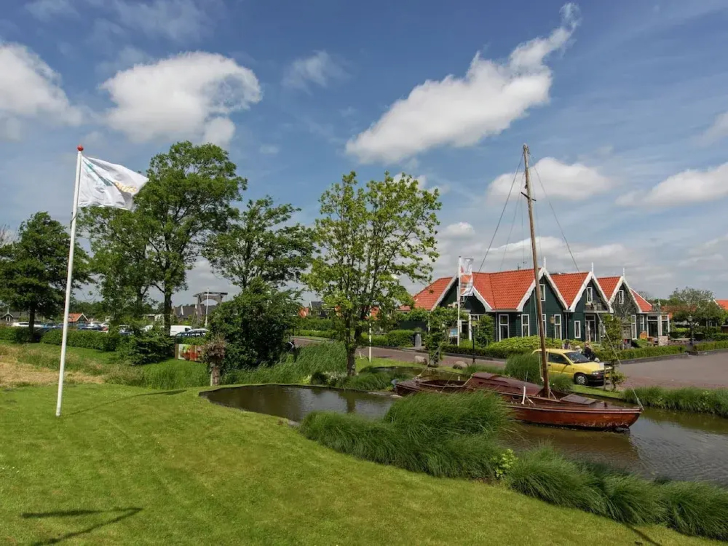 Luxurious Chalet, Situated in the Polder, Near Alkmaar