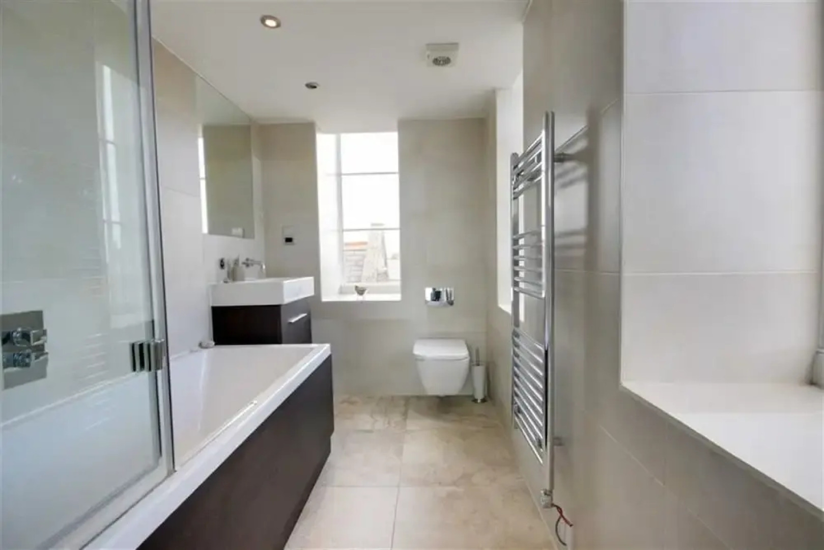 Luxury Apartment 20 min. from London