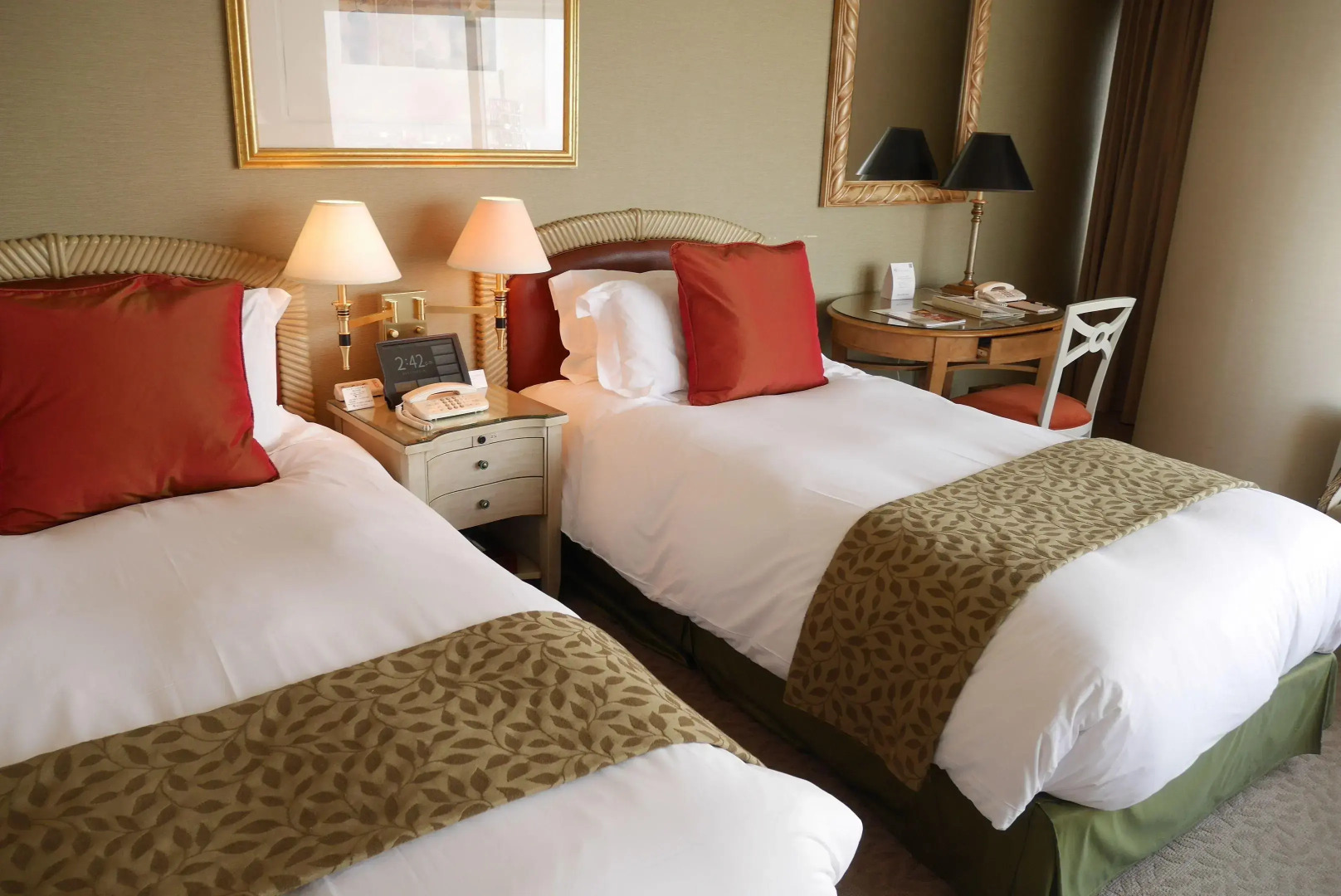 Отель Yokohama Royal Park