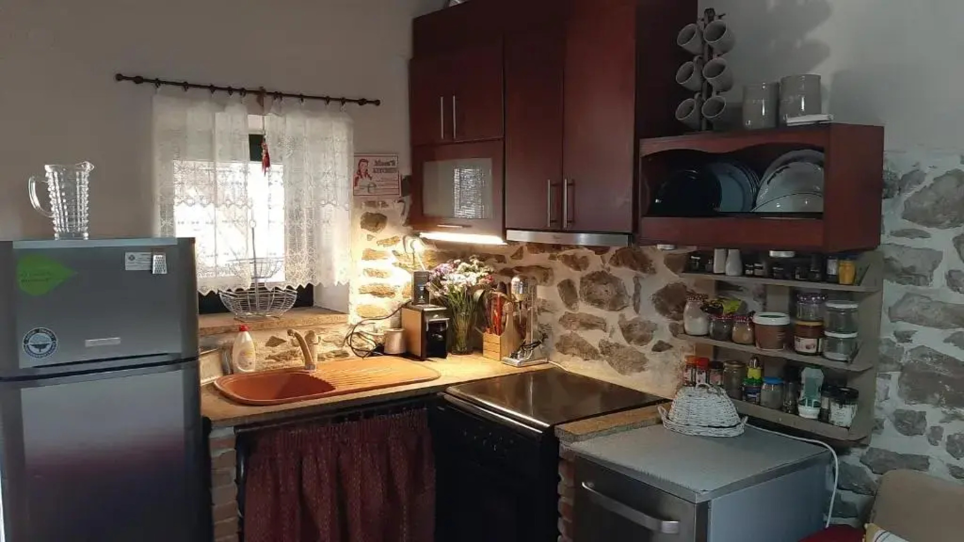 Mama's House Nea Peramos