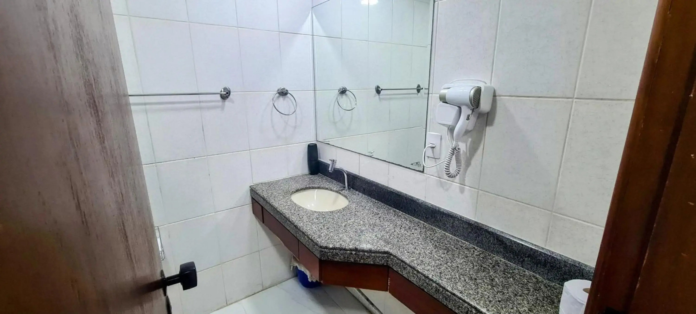 Flat Pasárgada 812, Free Bikes, pé na praia