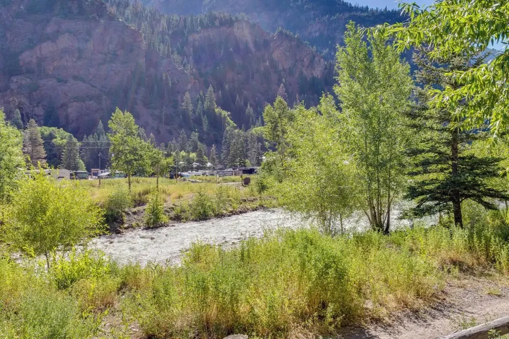 Riverfront Ouray Vacation Home ~ 1 Mi to Downtown!