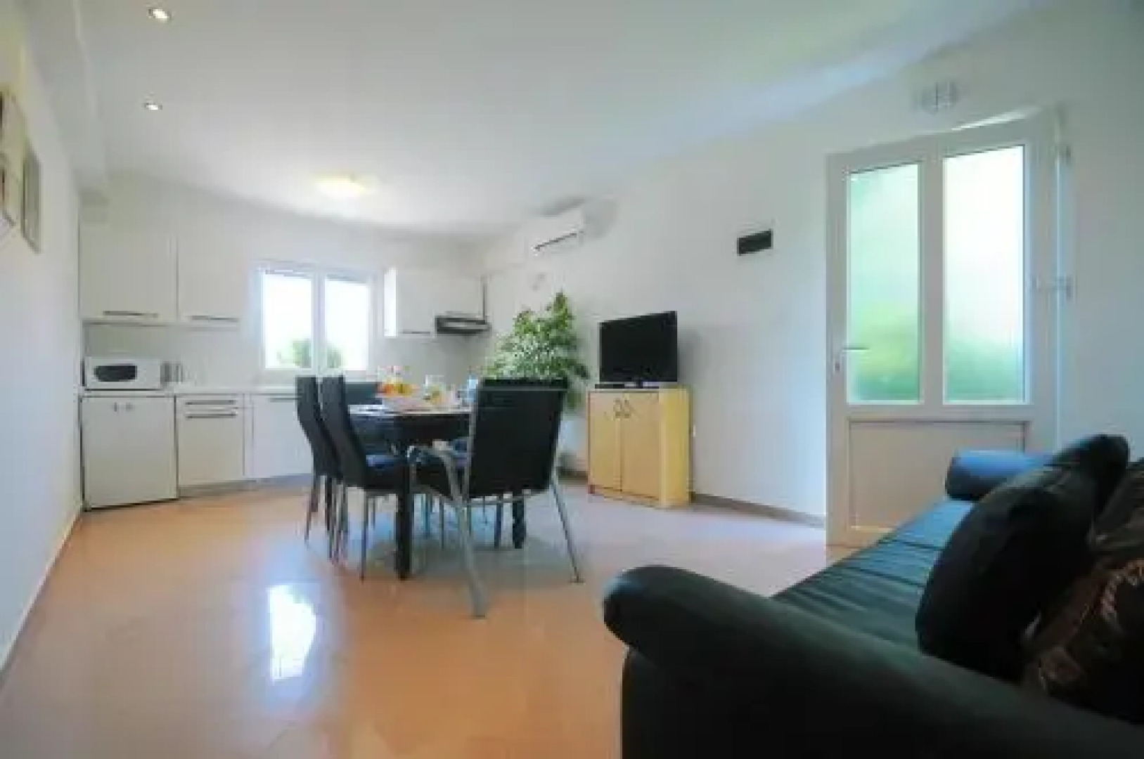 Adriana Holiday Apartment