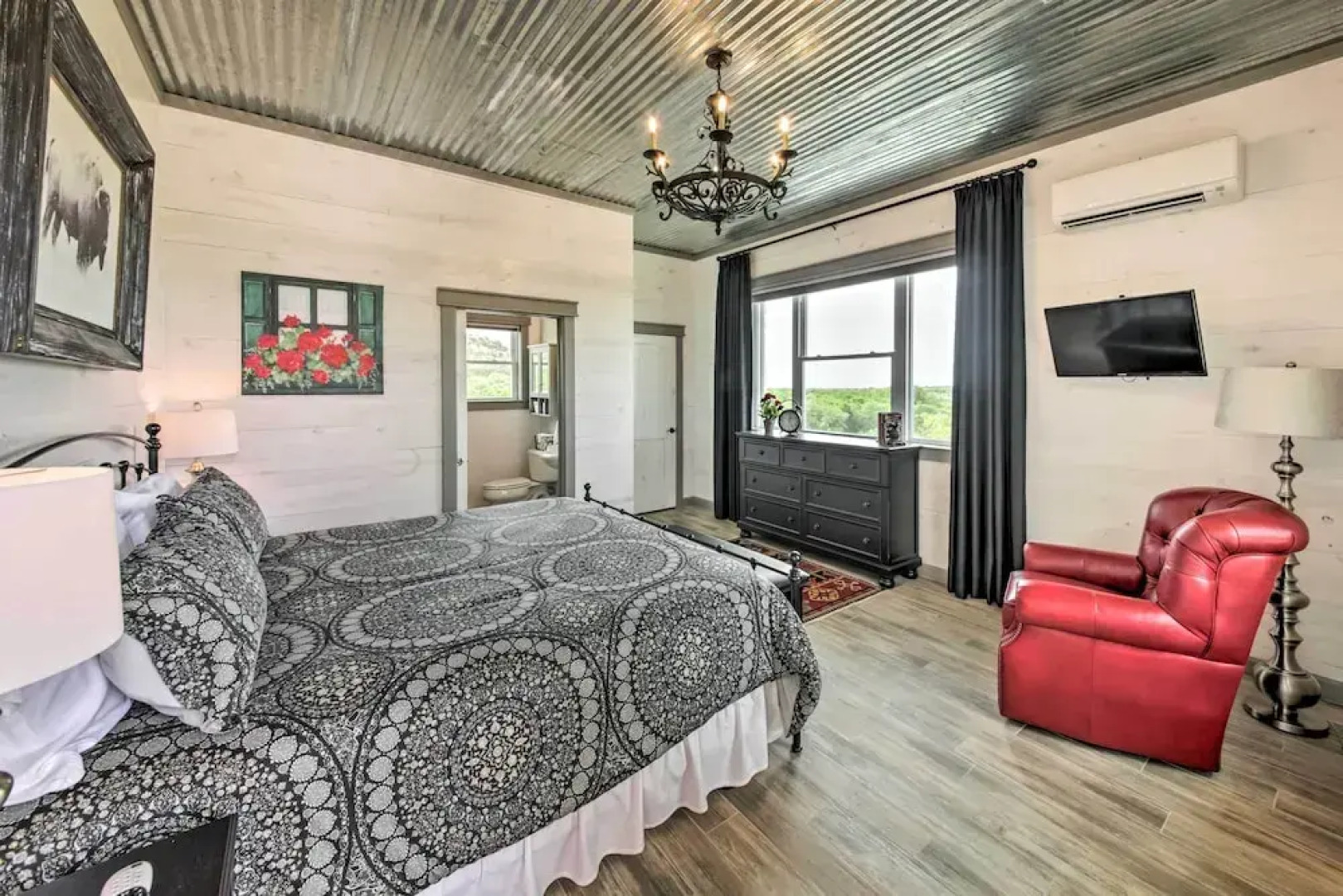 'ladera' Wimberley Estate on 13 Acres w/ Hot Tub