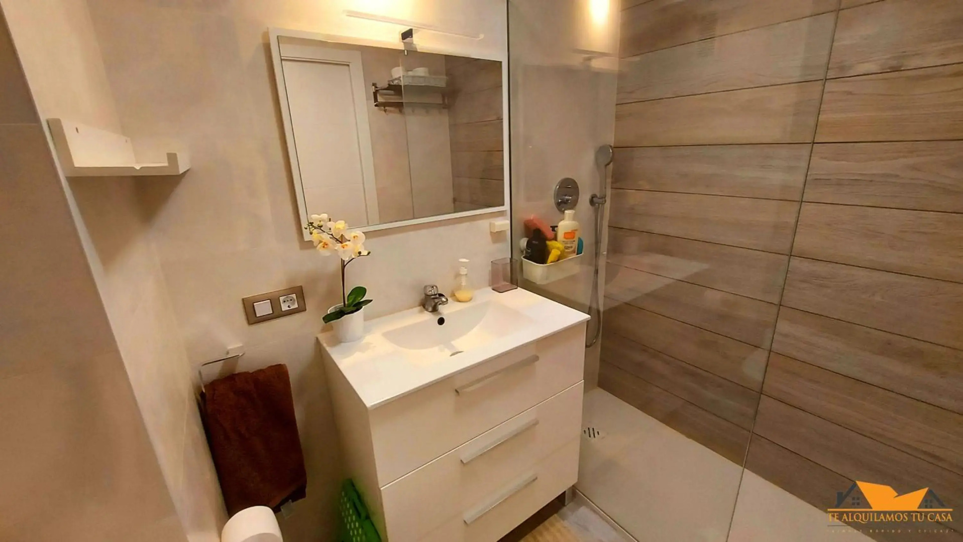 Apartamento doble, residencial con piscina, tenis, futbol, zona infantil