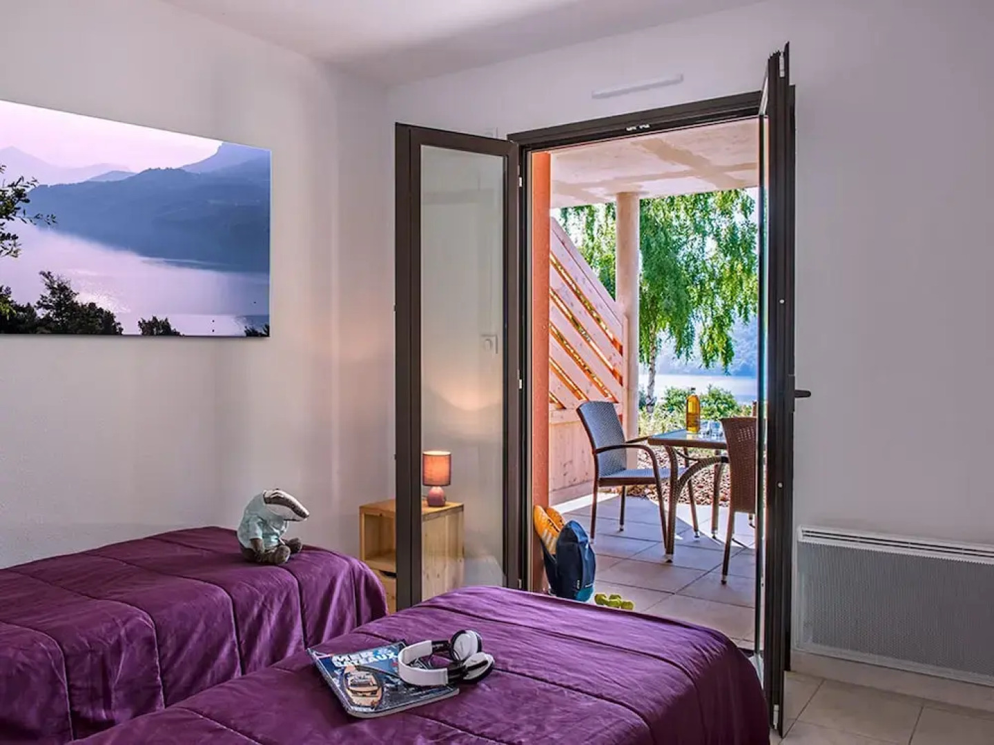 Luxury Apartment With a View of the Mountain Lake of Chorges