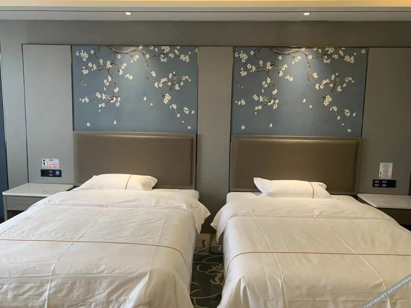 Holiday Inn Huaneng Kuqa