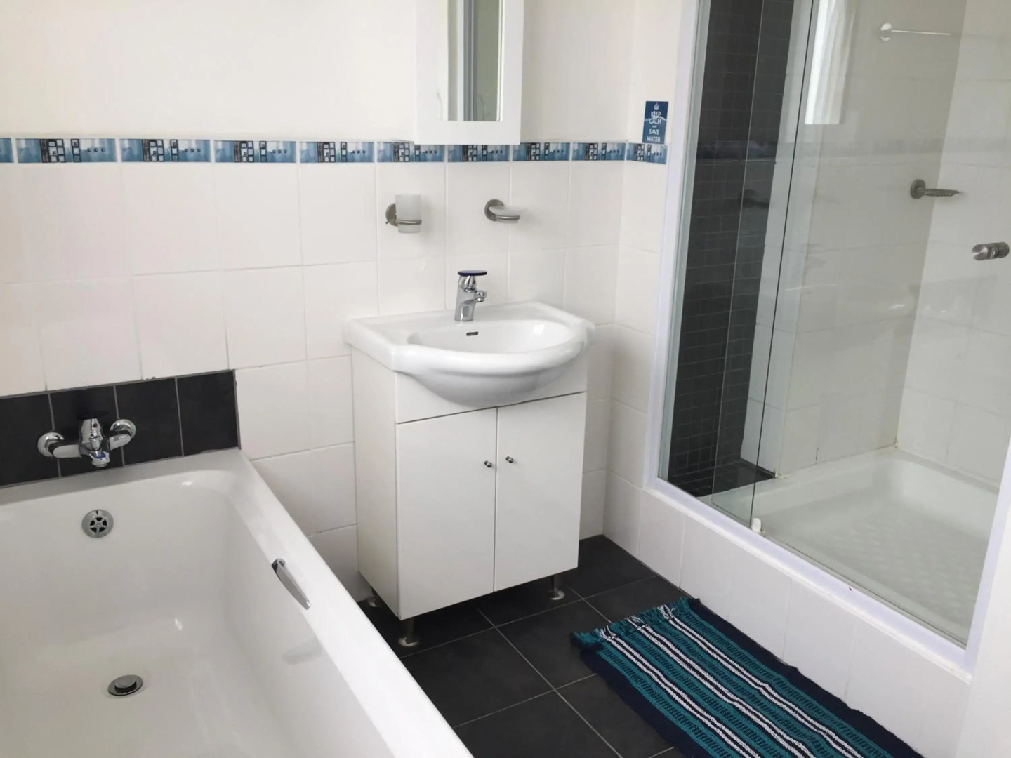 Hadingham Russell Holiday House