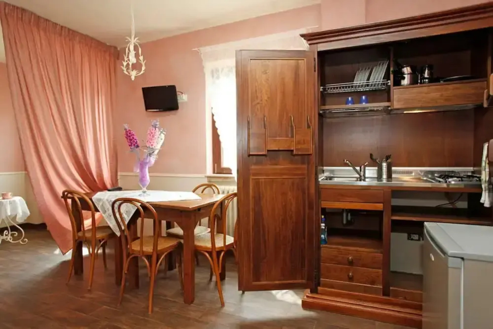 Belvilla by OYO La Corte