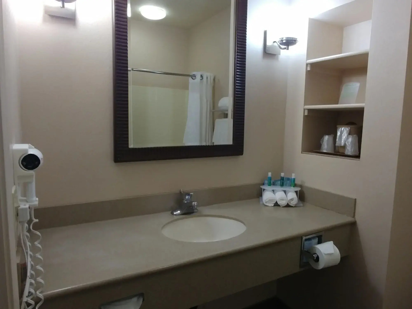 Holiday Inn Express Hotel & Suites Kingman by IHG