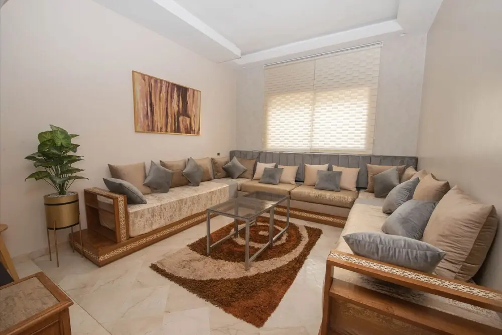 Luxurious Apartment in Sidi Bou Zid With Garden View