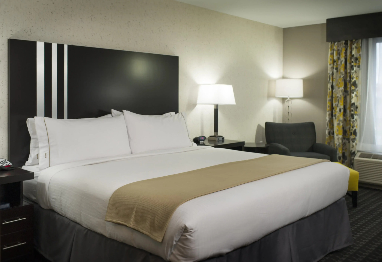 Holiday Inn Express & Suites Madison Central, An Ihg Hotel