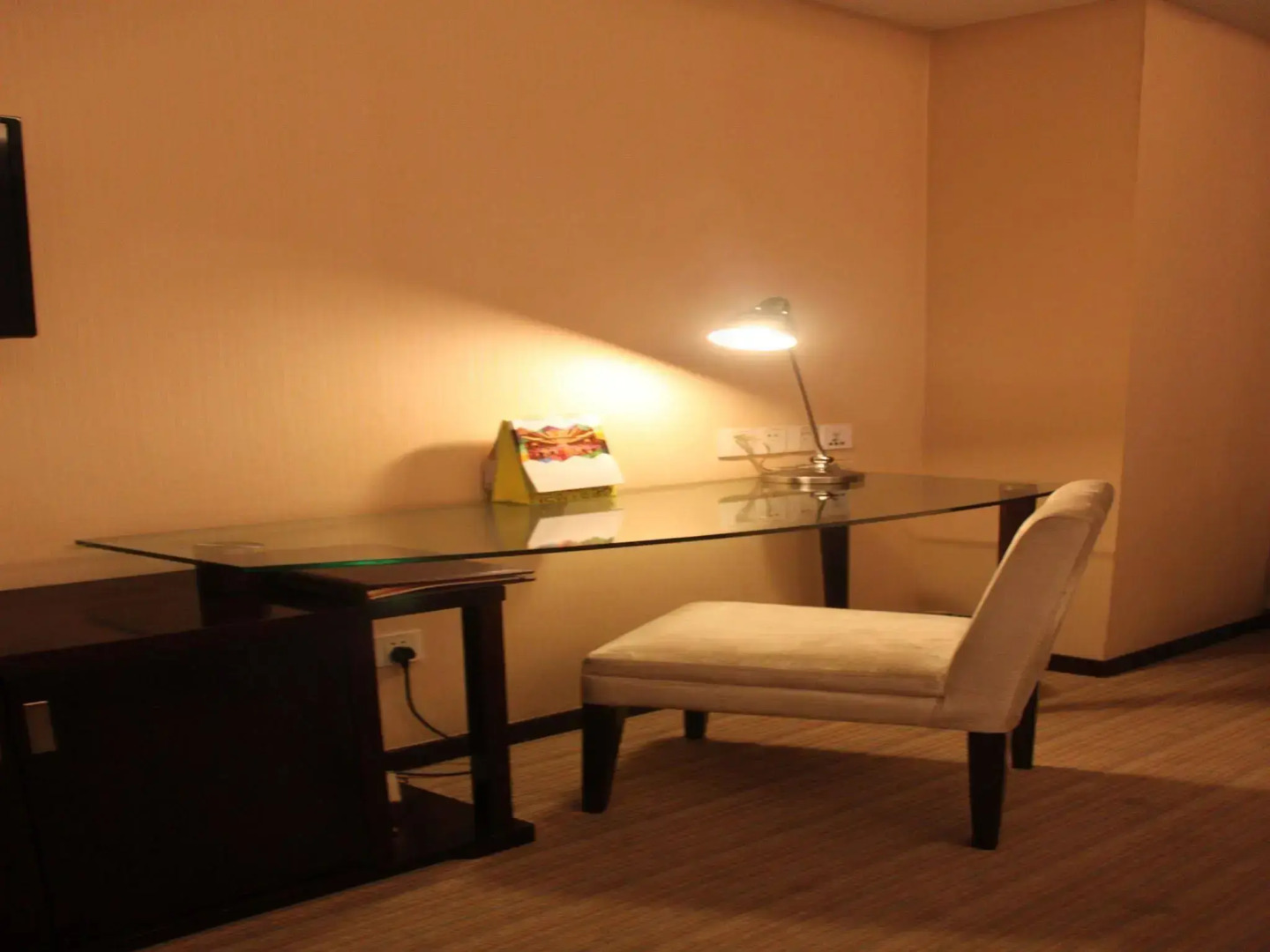 Zhengzhou Yuehai Hotel