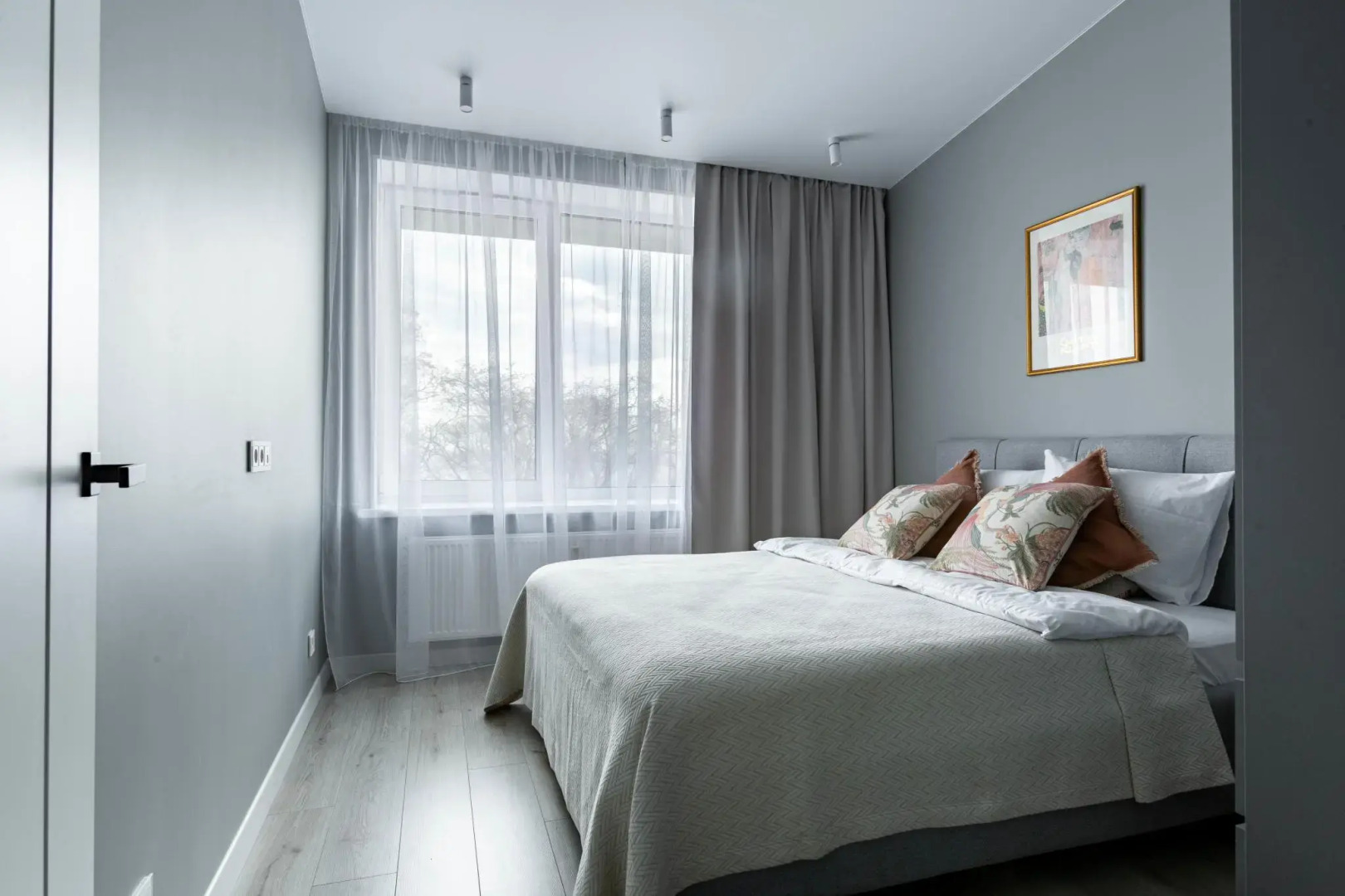 Апартаменты на аллее Тулонская