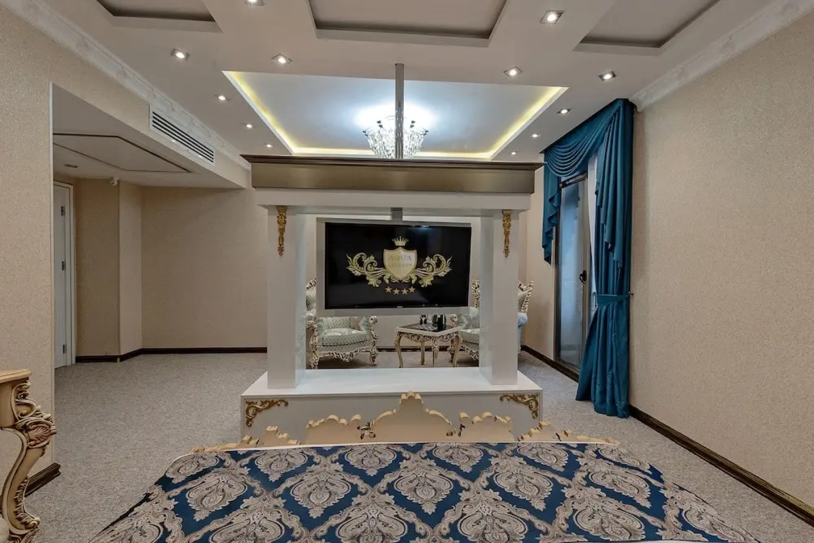 Отель Aqua Liberty