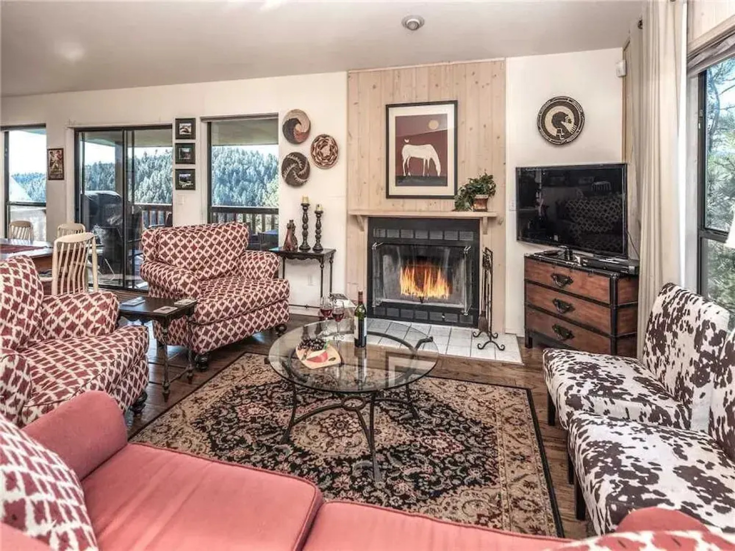 Sierra Lake Vista - Four Bedroom Cabin with Hot Tub