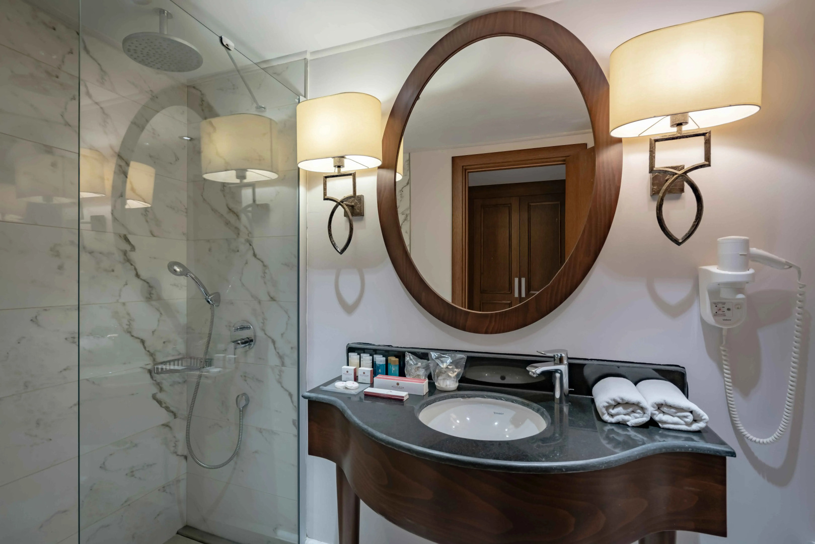 Royal Teos Thermal Resort Clinic & Spa - Halal Hotel