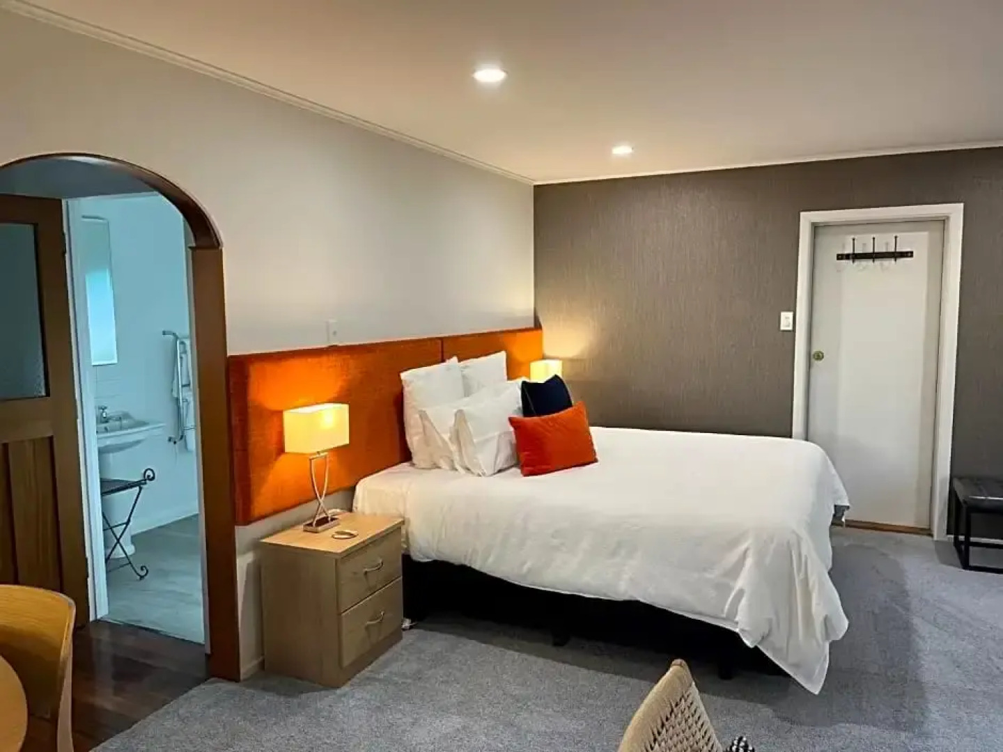 Shy Cottage and Studio