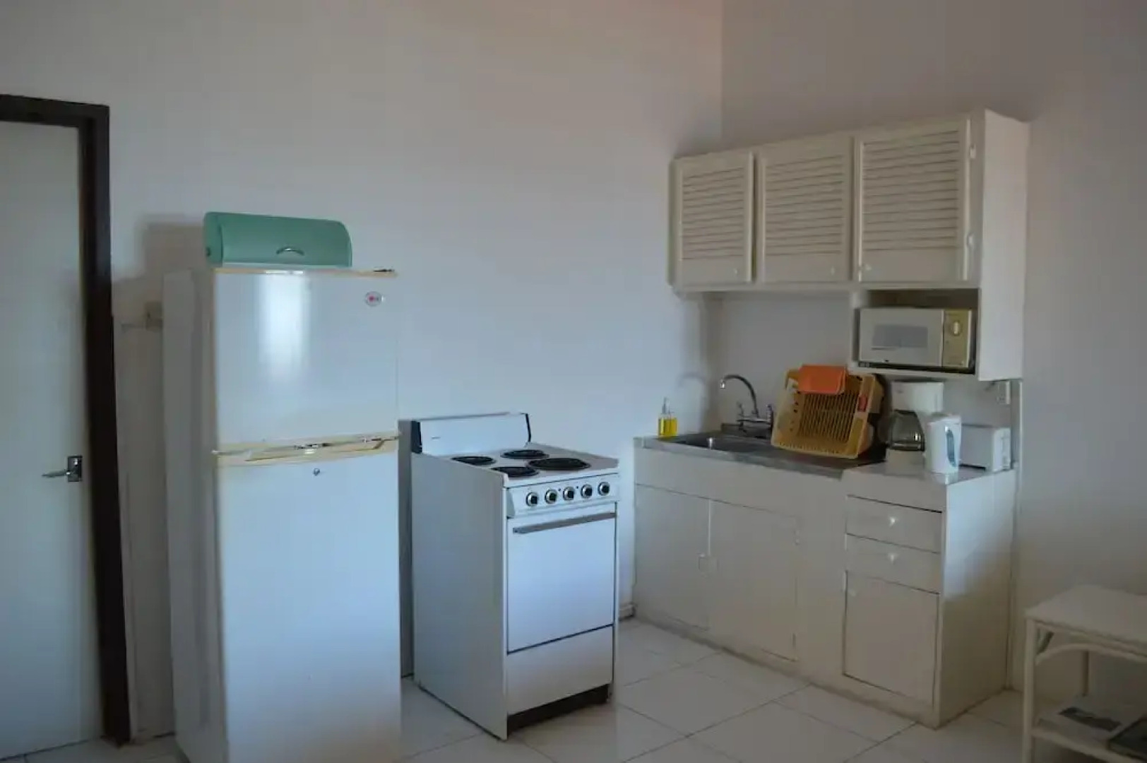 Four Aces Apartments