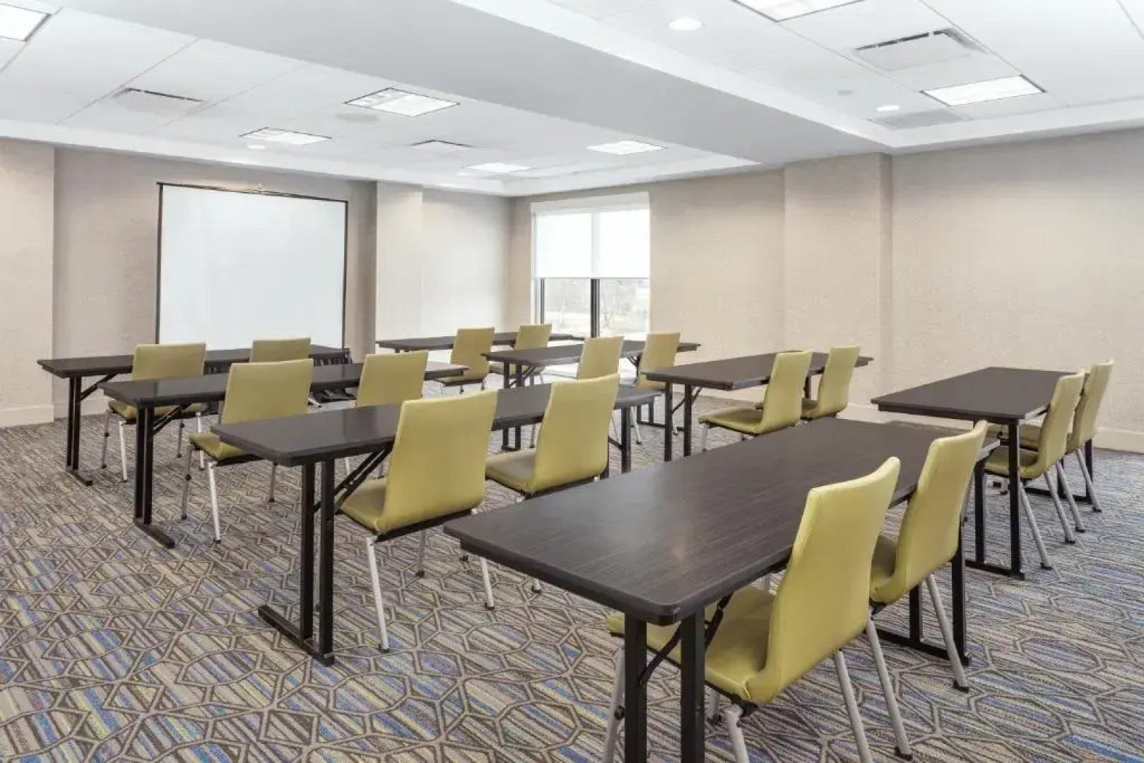 Holiday Inn Express Hotel & Suites South Portland by IHG
