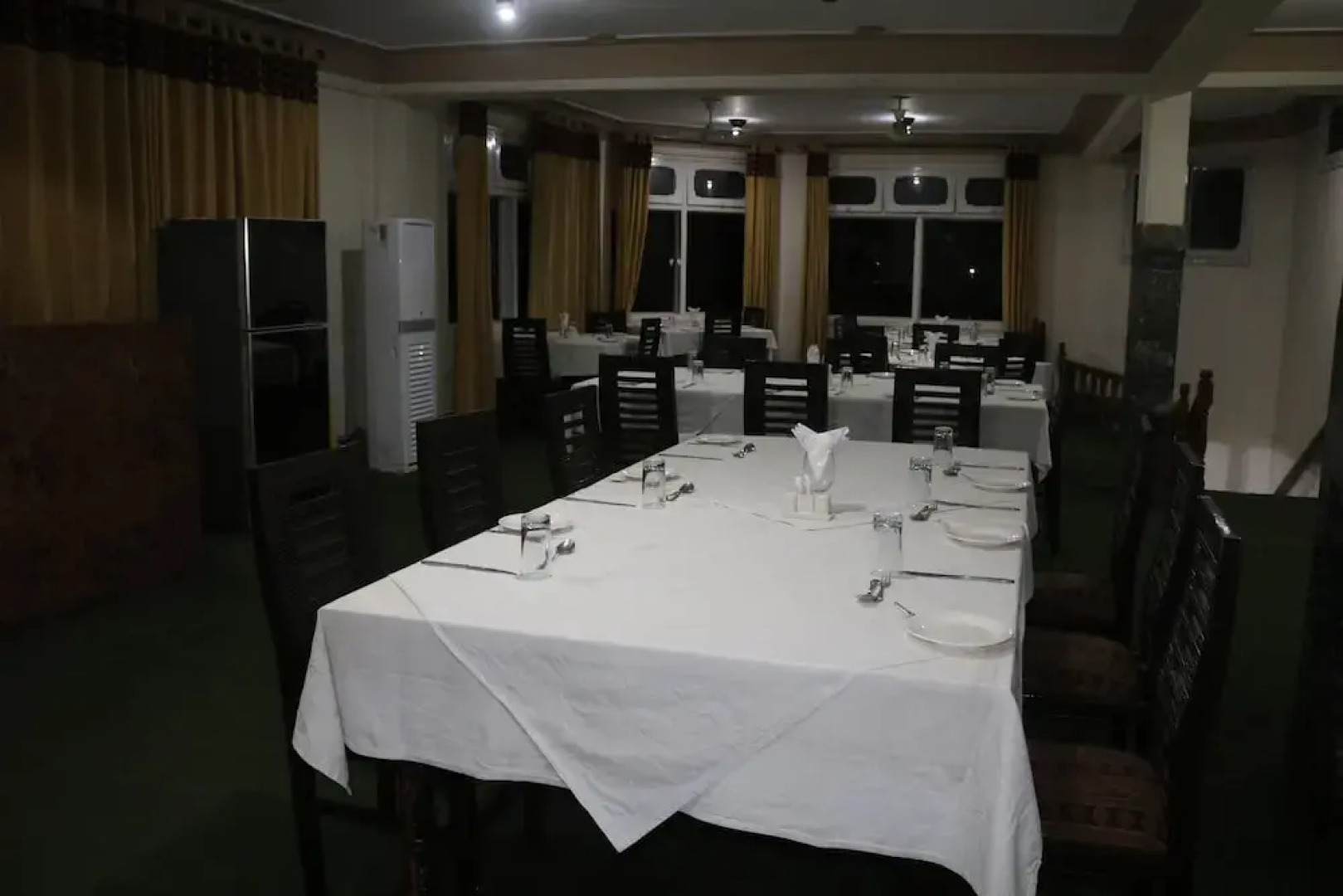 Grand Continental Hotel Gilgit