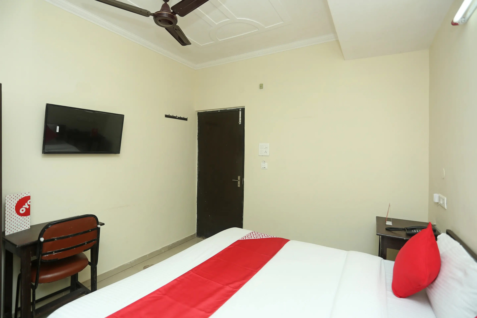 OYO 17185 Hotel Satyam Swagat