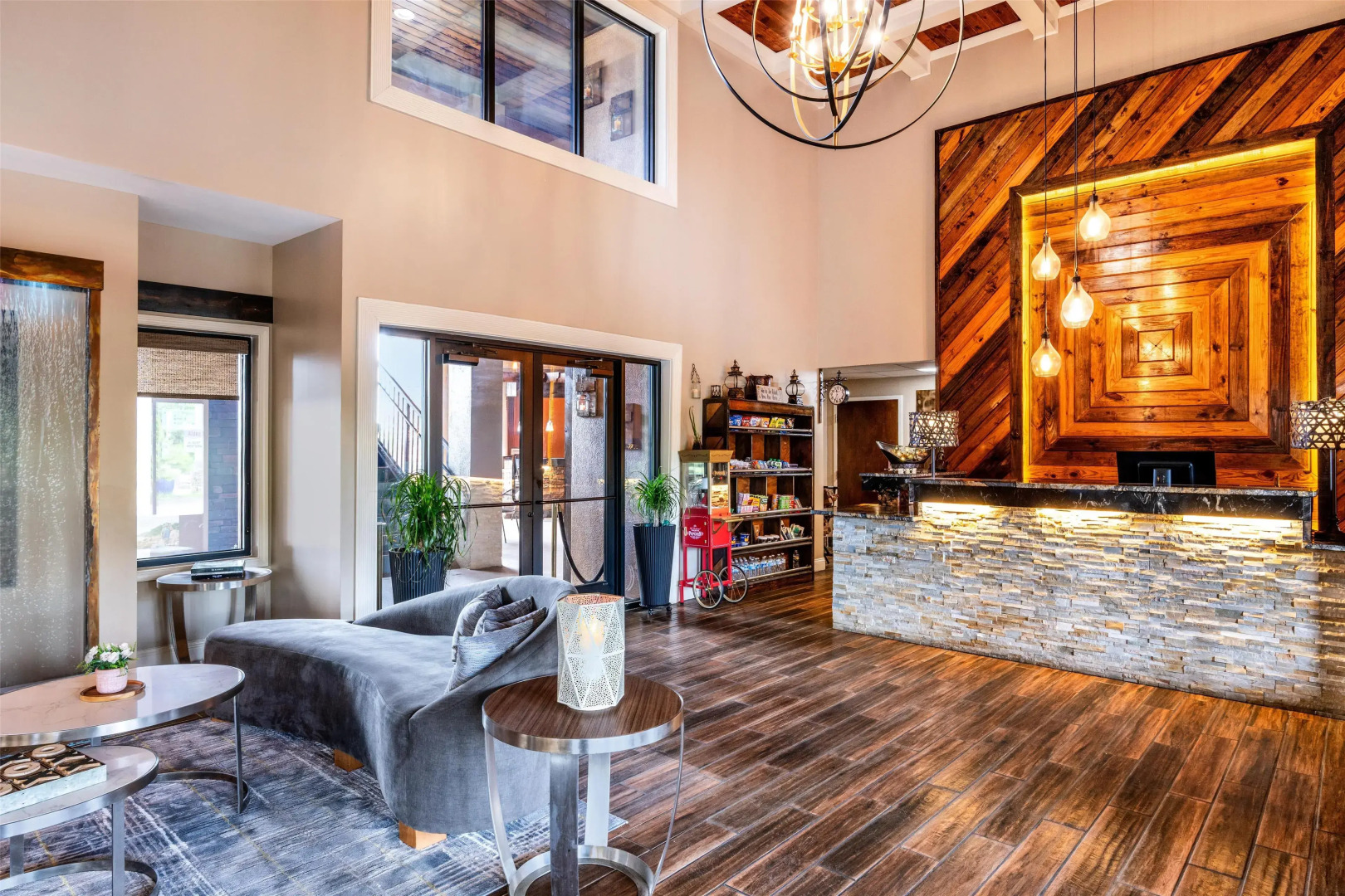 Aiden by Best Western Warm Springs Hotel and Event Center