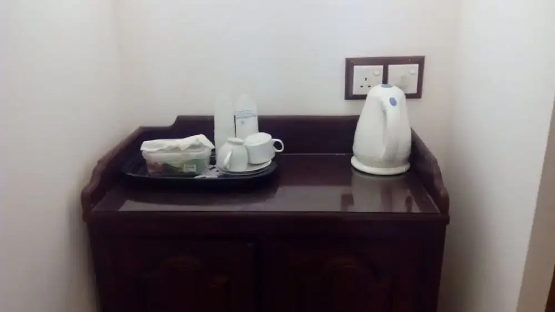 Sarathchandra Tourist Guest House