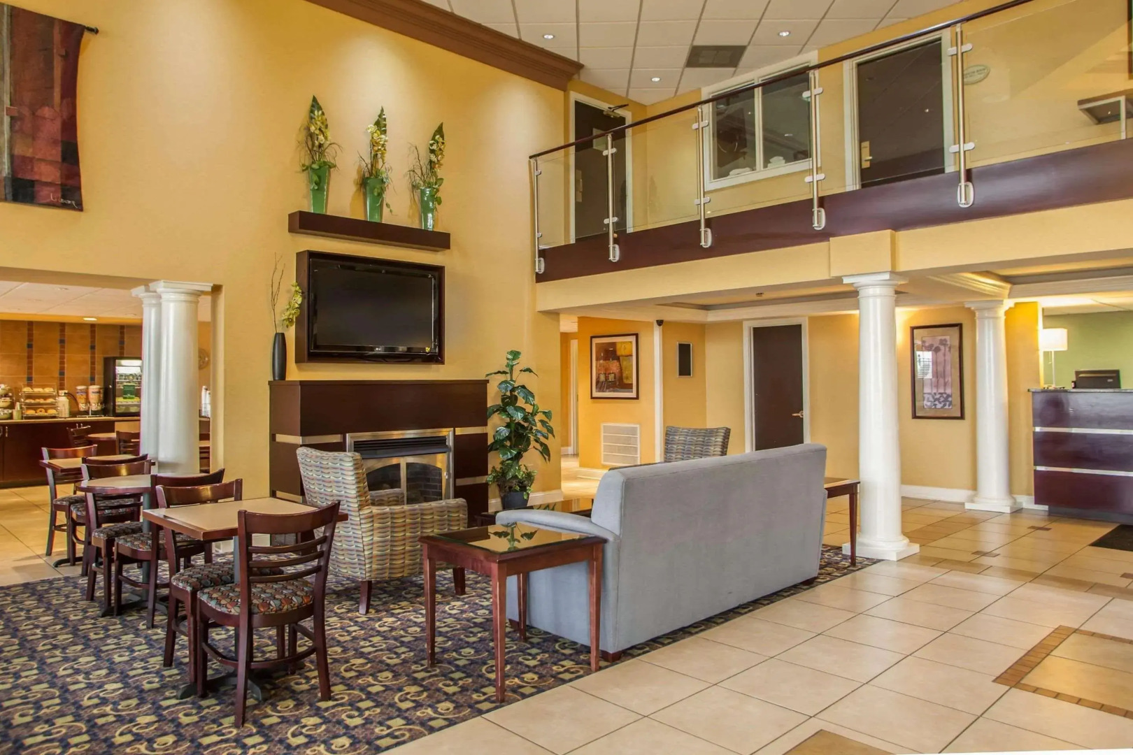 Quality Inn and Suites St Charles - West Chicago