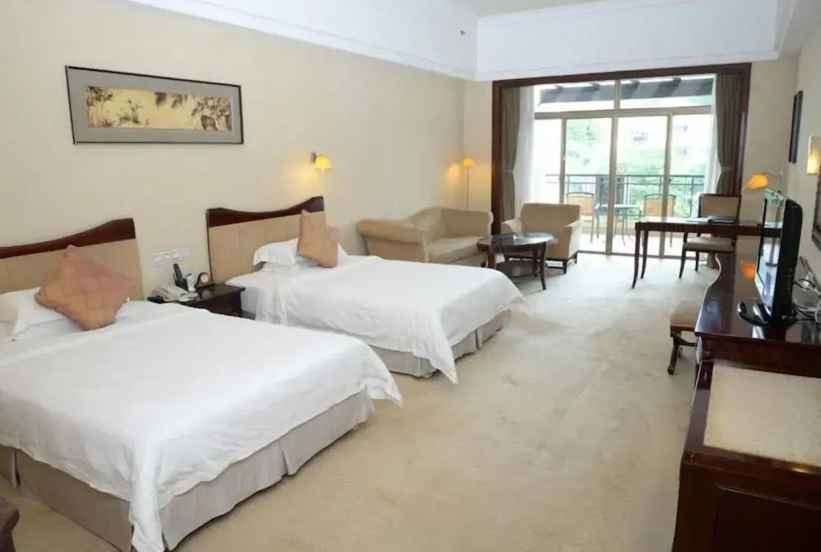 Wuyi Country Garden Phoenix Hotel