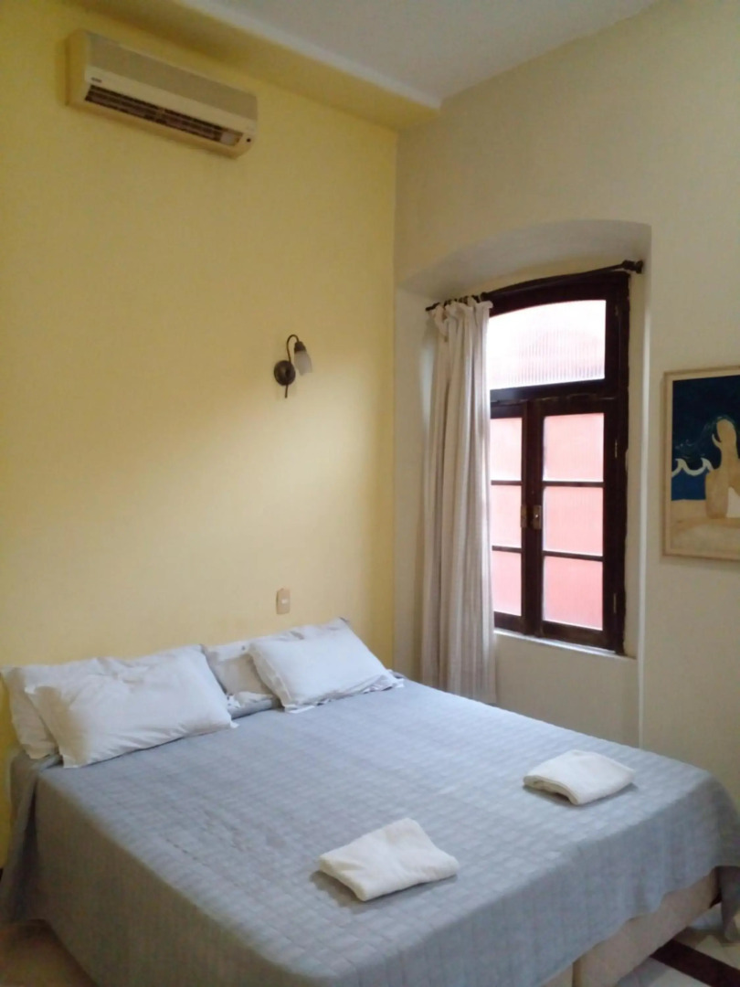 Solar do Carmo Suites & Apartments