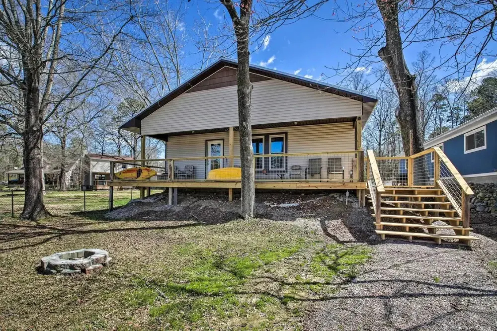 Kayaks & Boat Slip: Waterfront Hot Springs Home!