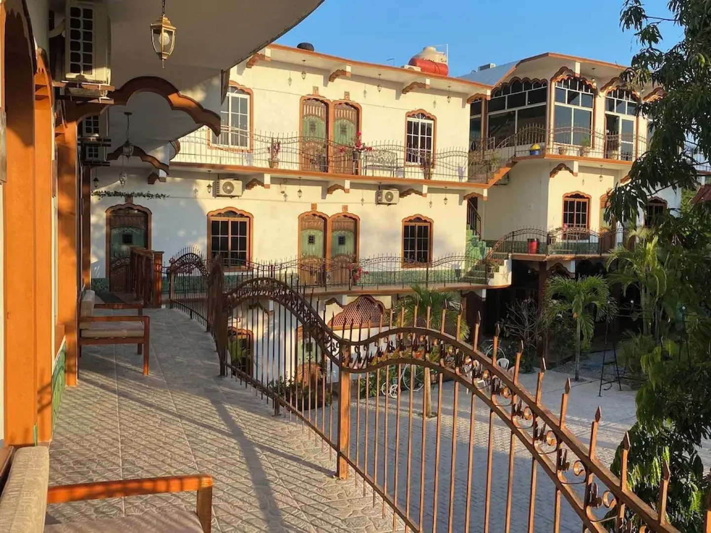 Hotel y Restaurante Las Adas y Estrellas