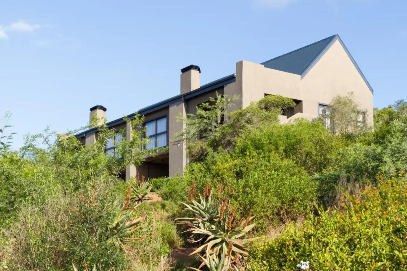 Stonehill River Lodge