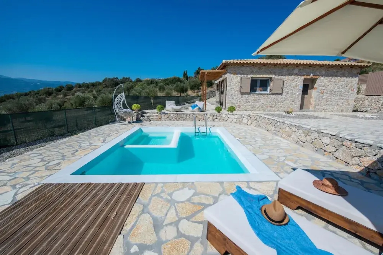 Roggaki Ionian Villas