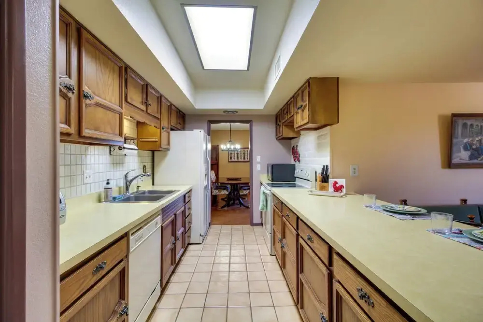 Green Valley Abode w/ Pool Access & Mtn Views