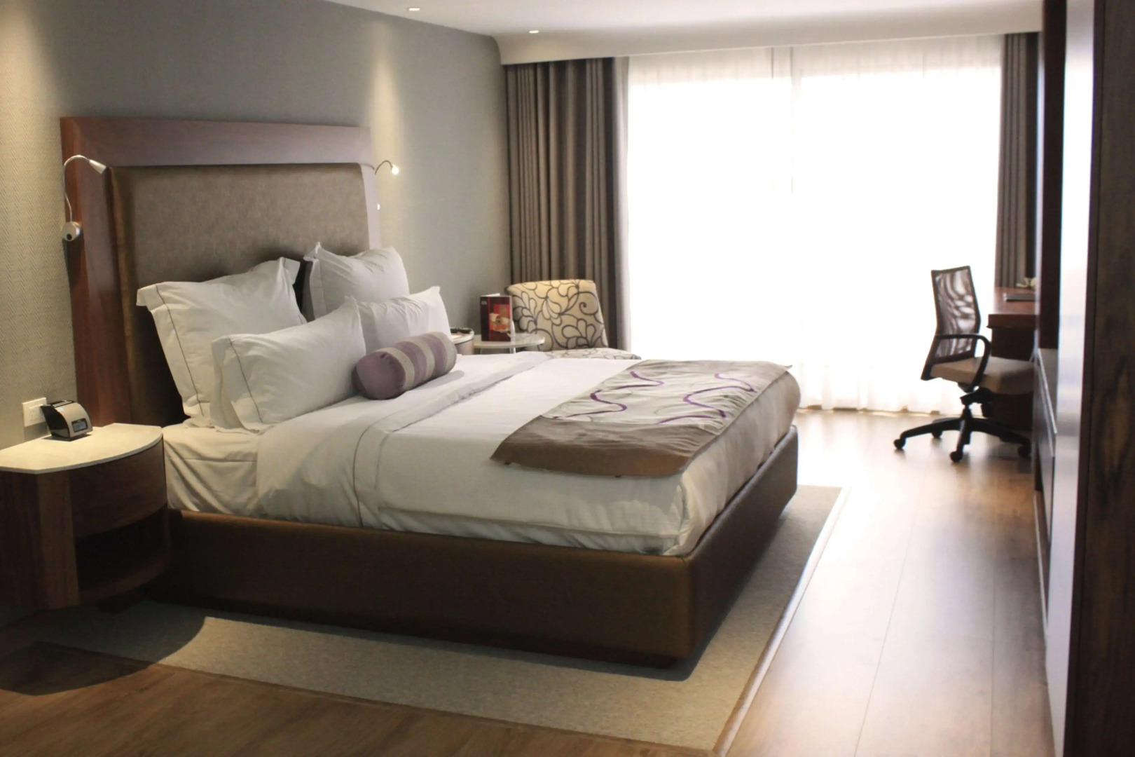 HS HOTSSON Hotel Silao