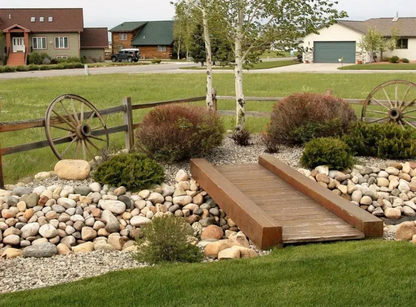 Mountain-view-tee-and-ski