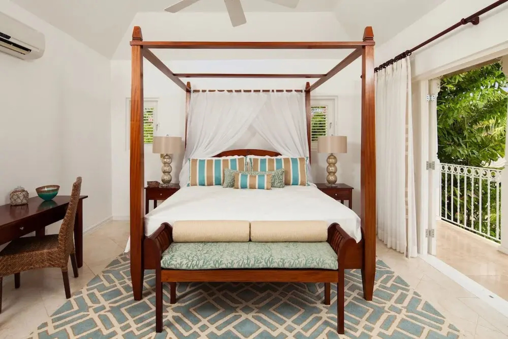 Battaleys Mews by Altman